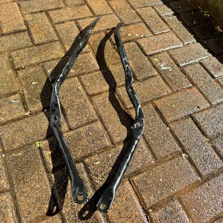 2007- 2013 Bmw E81 -  E93 135 335 Z4 Conventible Front Right &amp; Left Rod Strut Bars for Sale…