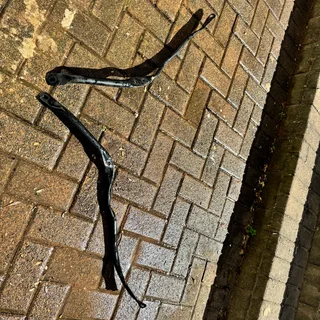 2007- 2013 Bmw E81 -  E93 135 335 Z4 Conventible Front Right &amp; Left Rod Strut Bars for Sale…