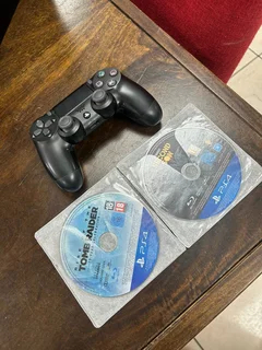 Like New Hardly used PlayStation 4 Slimline, 1tb with all its Cables included in Sale..