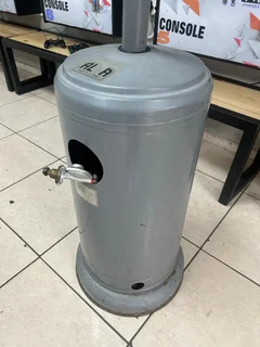 Original Alva Outdoor Patio Gas Heater and Alva Gas Bottle included in Sale…