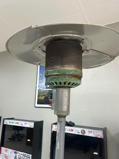 Original Alva Outdoor Patio Gas Heater and Alva Gas Bottle included in Sale…