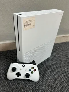 In Great Working Condition, Xbox One S 1tb with Controller and all the Cables Included…