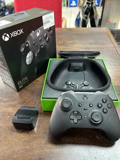 In Box Like New, Microsoft Xbox Elite Series 2 controller, Complete with the Components Included..