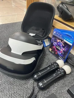 In Great Working Condition PlayStation 4 VR V2 with Move Controller and VR Worlds Game included…