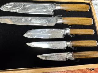 Brand New Snappy Chef 5pc Damascus Knife Set with Wooden Box for Sale…