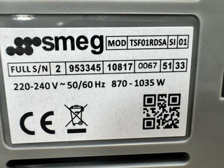 Brand New Genuine Smeg 2 Slice Cherry Red Toaster for Sale…