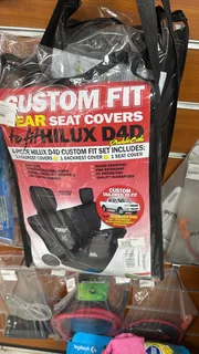 Brandnew Skinz Custom Tailor Fitted front &amp; rear Seat Covers to fit ‘07-‘16 Hilux &amp; Fortuner