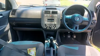 2018 polo vivo 1.4 Manual