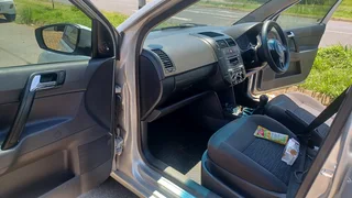 2018 polo vivo 1.4 Manual