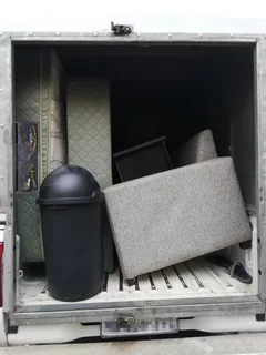 BAKKIE FOR HIRE WITH DRIVER