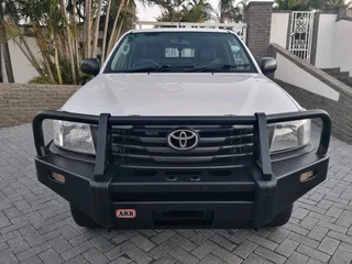 2012 Toyota Hilux 2.5 D4D SRX S/C 4x4Immaculate Condition280 000kmFull service historyCattle RailsAR