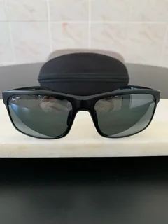 Maui Jim Polarised Rectangular Sunglasses (New) R2000 Negotiable