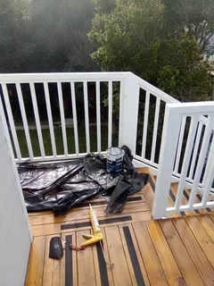 PAINTER,SKIMMER AND HANDYMAN IS LOOKING FOR A JOB.