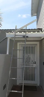 PAINTER,SKIMMER AND HANDYMAN IS LOOKING FOR A JOB.