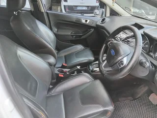2015 Ford Fiesta Hatchback