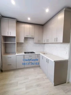 Cabinets and Wall Units Specialist