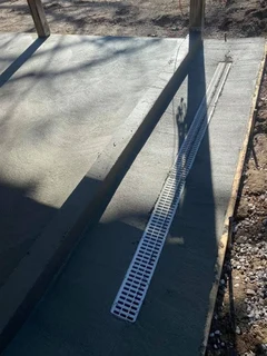 PAVING DRIVEWAYS ROADS