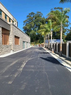 PAVING DRIVEWAYS ROADS