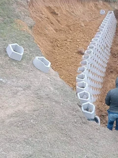 Retaining Walls Installation