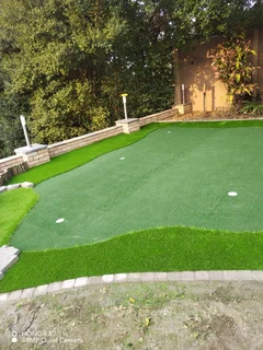 GOLF COURSE TURF INSTALLATION