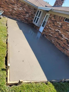 CONCRETE DRIVEWAY ROADS