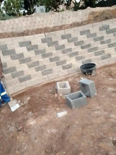 WALL RETAINING