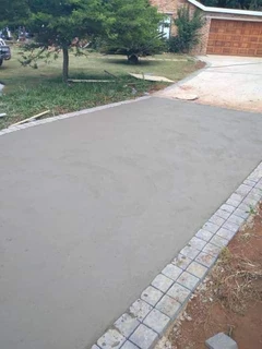 TAR ROADS &amp;DRIVEWAYS