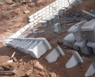 RETAINING WALL INSTALL