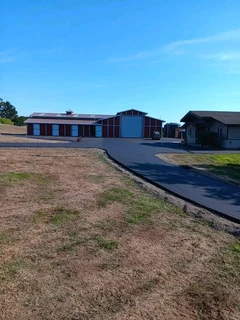 ROADS N DRIVEWAYS PAVING TAR