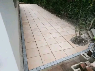 PAVING CONCRETE TAR