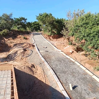 DRIVEWAYS ROADS PAVING