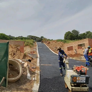 DRIVEWAYS ROADS PAVING