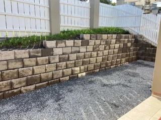 Retaining Walls Installation