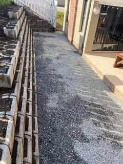 RETAINING WALLS INSTALLATION