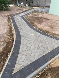 Paving Brick Driveways