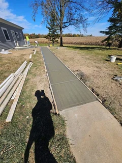 PATIO PATHWAY PAVING