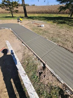 PATIO PATHWAY PAVING