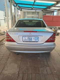 Mercedes-Benz SLK-Class 320 V6
