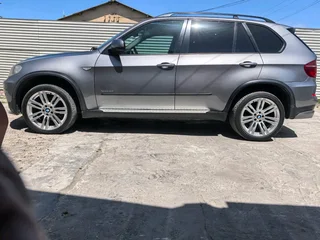 2011 X5 BMW 3.OD X-Drive Auto with sports mode