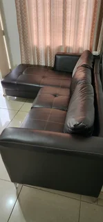 L Shape Brown Bradlows Couche