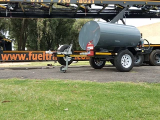 1500 liter mild steel tankertrailer bowser