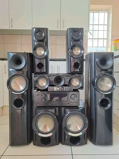 Lg 5.2 Sound System In Good Condition Very Powerful Sound With Extremely Bass