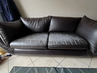 2 Couches + ottoman