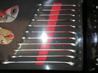 MTOOL TOOL BOX COMPLETE 82PCS