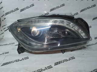 Mercedes W166 Single Xenon Headlight (Used)