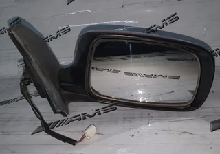 Toyota Corolla Run X Shape Door Mirror Replacement