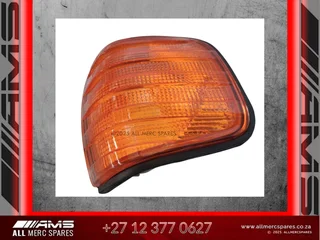  NEW MERCEDES W126 RIGHT FRONT CORNER LAMP – IN STOCK!