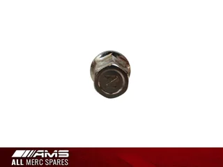 New 4d56 Crank Pulley Bolt