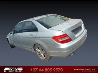 MERCEDES W204 (2013 STRIPPING FOR SPARES