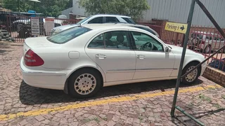 Stripping Mercedes E270 Cdi 2005 – All Parts Available